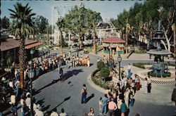 Charleston Circle, Knott's Berry Farm Postcard