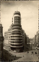 Edificio del Capitol y Avenida de Jose Antonio Madrid, Spain Postcard Postcard