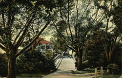 Envers Walk, Rhodes-On-The-Pautuxet Postcard