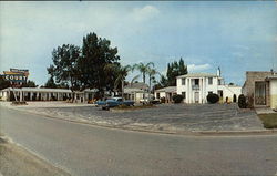 Howards Seabreeze Court Postcard