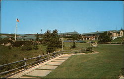 Gurney's Inn - Ocean Front Cottages and Hostelry Postcard