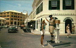 Traffic Policeman at HEYL's Corner Hamilton, Bermuda Postcard Postcard