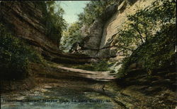 Horseshoe Canyon, Starved Rock State Park Postcard