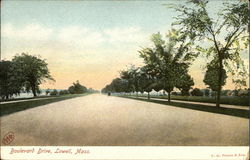 Boulevard Drive Postcard