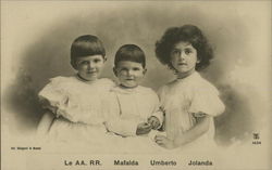 Le AA. RR. Mafalda Umberto Jolanda Italy Royalty Postcard Postcard