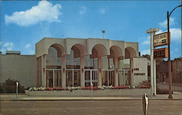 banks in petoskey mi