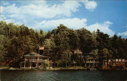 Bonnie Oaks Inn and Bungalows Fairlee, VT Postcard Postcard