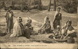 Une Famille De Nomades Postcard