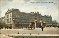 Buckingham Palace Postcard