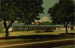 Glen Court Motel Postcard