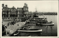 Puerta de la Paz, Embarcadero Postcard