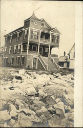 Picture of Large Beach House Postcard