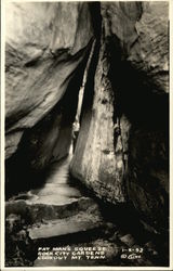 Fat Man's Squeeze, Rock City Gardens Lookout Mountain, TN Postcard Postcard