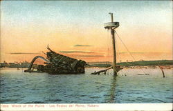 Wreck of the Maine - Los Restos del Maine, Habana Battleships Postcard Postcard