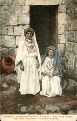 Jérusalem. Costume de femmes de Ramallah - Ramallah's Women with their Ornaments - Donne di Ramalla Postcard