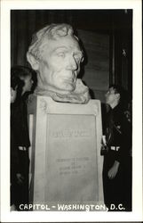 Capitol, Abraham Lincoln Monument Postcard