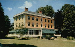 Larchwood Inn and Restaurant Postcard