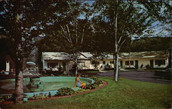 Parker's Motel and Cottages Lincoln, NH Postcard Postcard