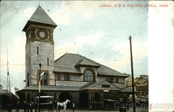 Lowell B & M Station Massachusetts Postcard