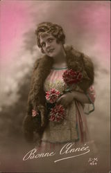 Bonne Année - Woman In Fur Stole Holding Flowers Beautiful Ladies Postcard Postcard Postcard