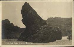 The Toad Rock, Kynance Cove Cornwall, England Postcard Postcard Postcard