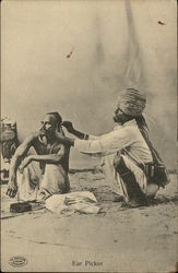 Ear Picker at work on a Man in India Bombay, India Postcard Postcard