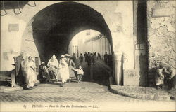 Vers la Rue des Protestants Tunis, Tunisia Africa Postcard Postcard