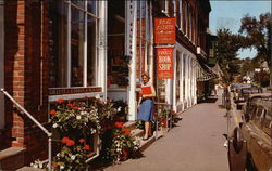 The Yankee Bookshop Woodstock, VT Postcard Postcard Postcard