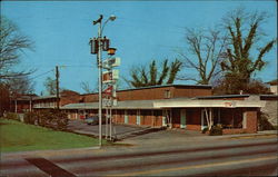 Sexton's Uptown Motel Postcard