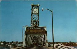 Memorial Bridge Postcard