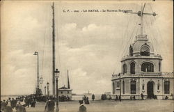 Le Nouveau Semaphore Postcard