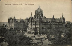 Victoria Terminus G.I.P. Railway Bombay, India Postcard Postcard