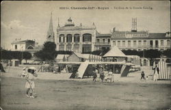 La Grande Conche - Beach Scene Royan, France Postcard Postcard