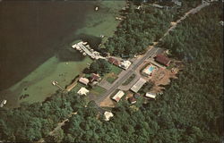 Aerial View of Saunders Bay Motel & Cottages Postcard