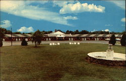 La Siesta Motel Maple View, NY Postcard Postcard Postcard