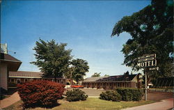 Blue and White Motel Milwaukee, WI Postcard Postcard Postcard