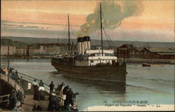 Depart du Paquebot "Invieta" Postcard