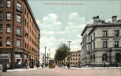 Third and Walnut Street Postcard