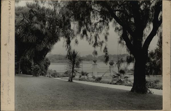 Garden on Lake Merritt Alameda California