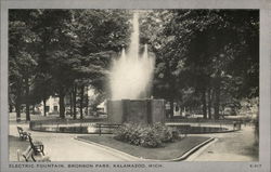 Electric Fountain, Bronson Park Kalamazoo, MI Postcard Postcard Postcard