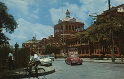 "The Red House" Seat of Trinidad Government Postcard