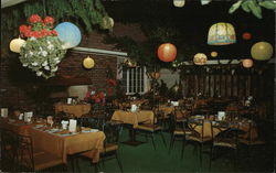 Holiday Grill's Patio Royale Restaurant Postcard