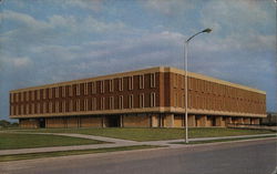 Education and English Building, Mankato State College Minnesota Postcard Postcard Postcard