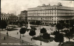 Parque Central y Manz. de Gomez Postcard