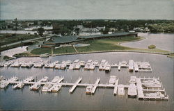 The Pioneer Inn on Lake Winnebago Postcard