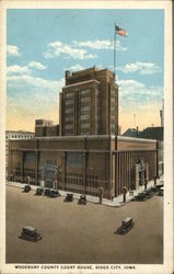 Woodbury County Court House Postcard