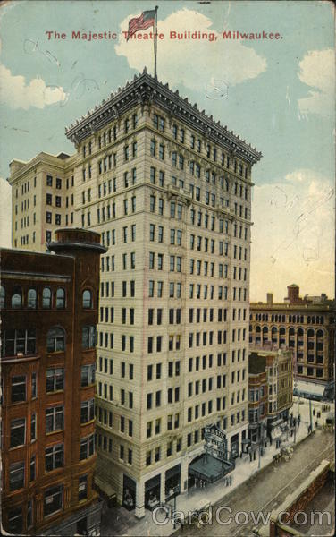 The Majestic Theatre Building Milwaukee, WI Postcard