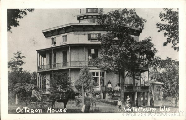 Octagon House Watertown, WI Postcard