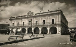 Palacio Municipal Postcard