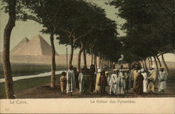 Le Retour des Pyramides Cairo, Egypt Africa Postcard Postcard